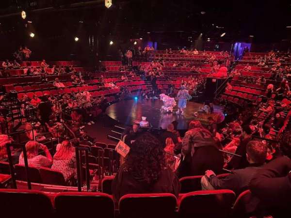 Circle in the Square Theatre, section: Orchestra 400 (Odd), row: H, seat: 431