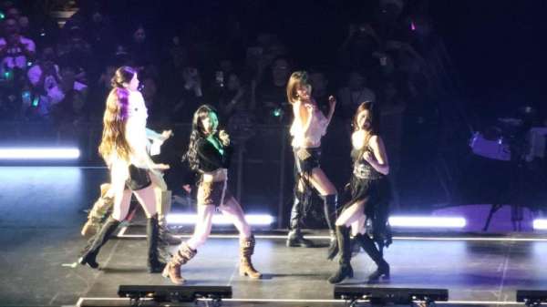 Michelob Ultra Arena, section: 221, row: D, seat: 20