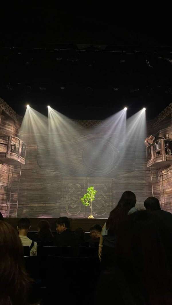 Sands Theatre at Marina Bay Sands, section: Stalls Center, row: E, seat: 25