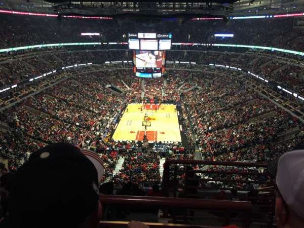 United Center, section: 326, row: 10, seat: 1