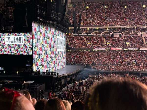 Caesars Superdome, section: 116