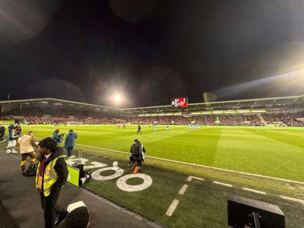 Gtech Community Stadium, section: S106, row: 1, seat: 178