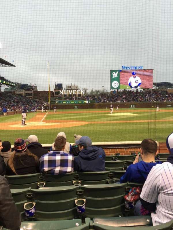 Wrigley Field, section: 21, row: 10, seat: 8
