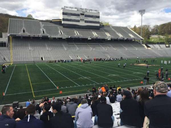 Michie Stadium, section: 32, row: X, seat: 14