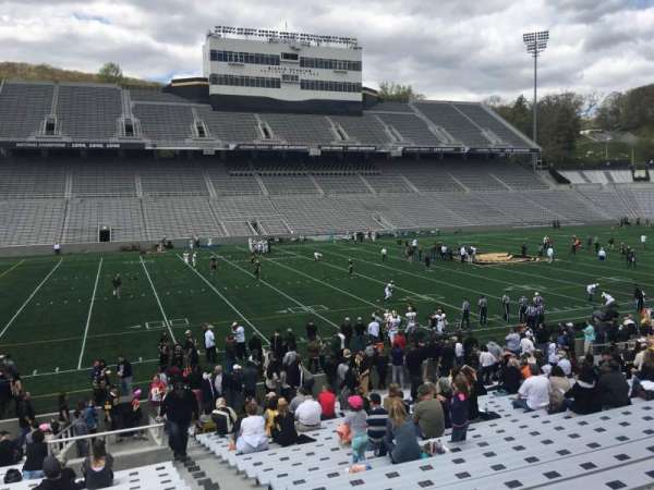 Michie Stadium, section: 31, row: X, seat: 17