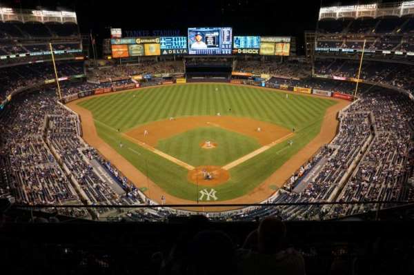 Yankee Stadium, section: 420B, row: 3, seat: 13