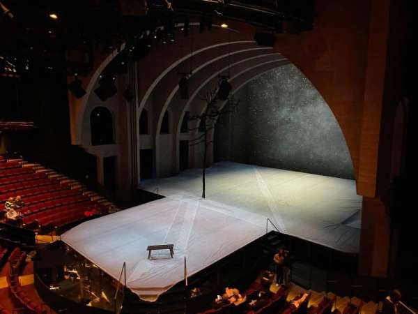 Vivian Beaumont Theater, section: Loge R, row: A, seat: 505
