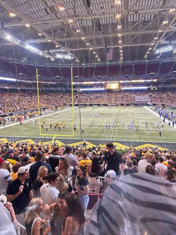 The Dome at America's Center, section: 153UP, row: DD, seat: 18