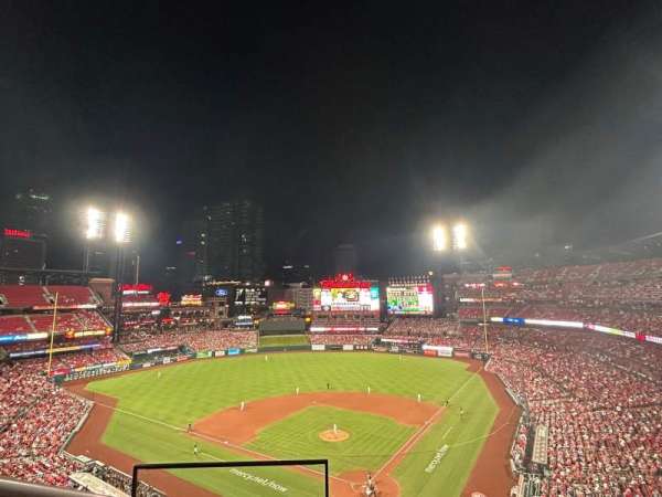 Busch Stadium, section: 351, row: 3, seat: 16