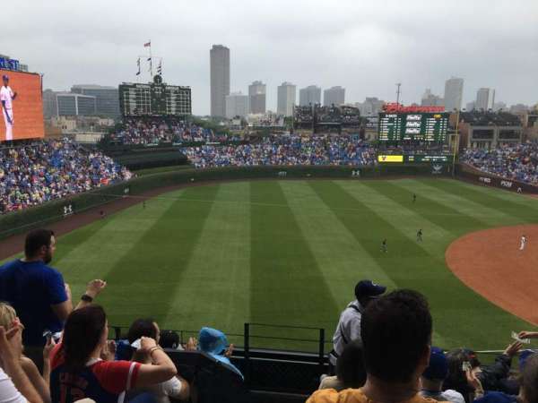 Wrigley Field, section: 307L, row: 7, seat: 1