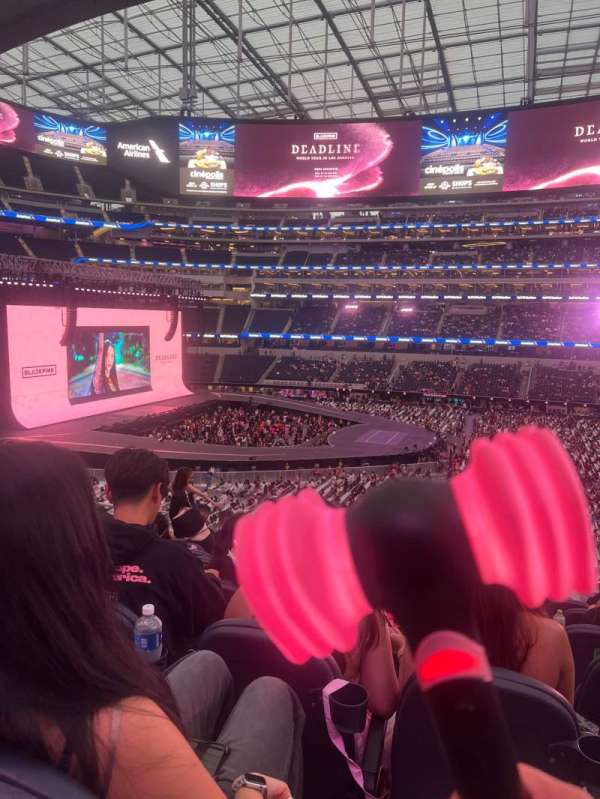 SoFi Stadium, section: VIP220, row: 10, seat: 12