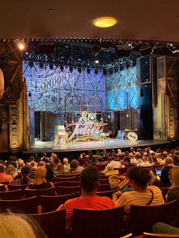 Stephen Sondheim Theatre, section: Orchestra L, row: R, seat: 15