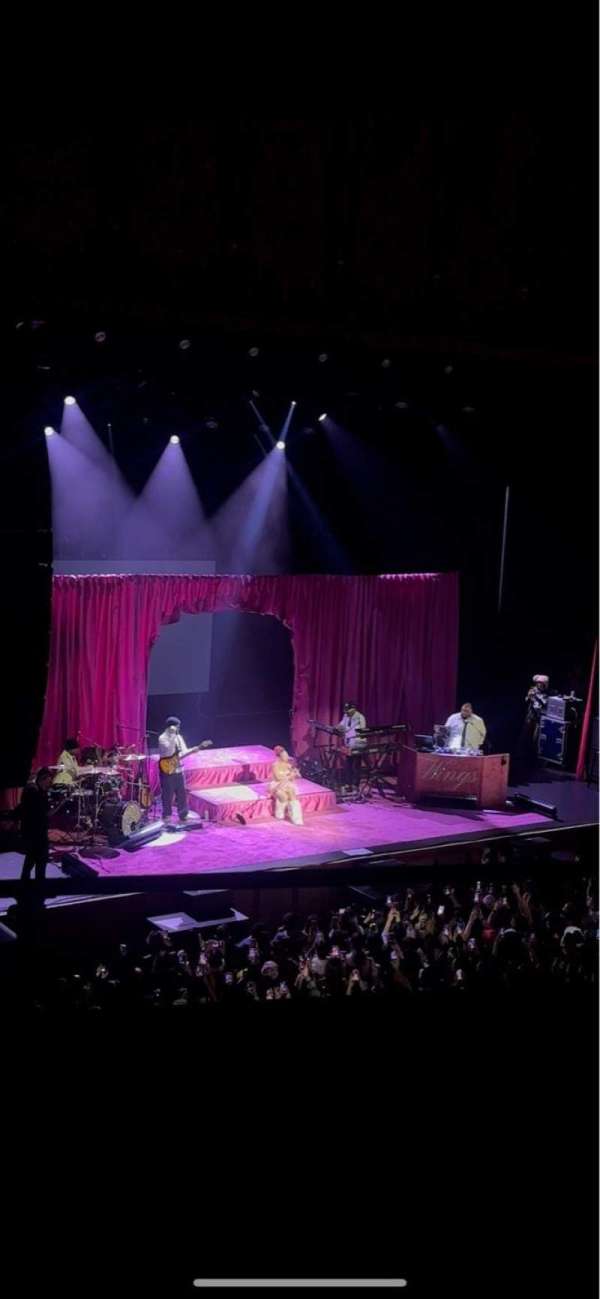 Fox Theatre Oakland, section: Loge R, row: B, seat: 15