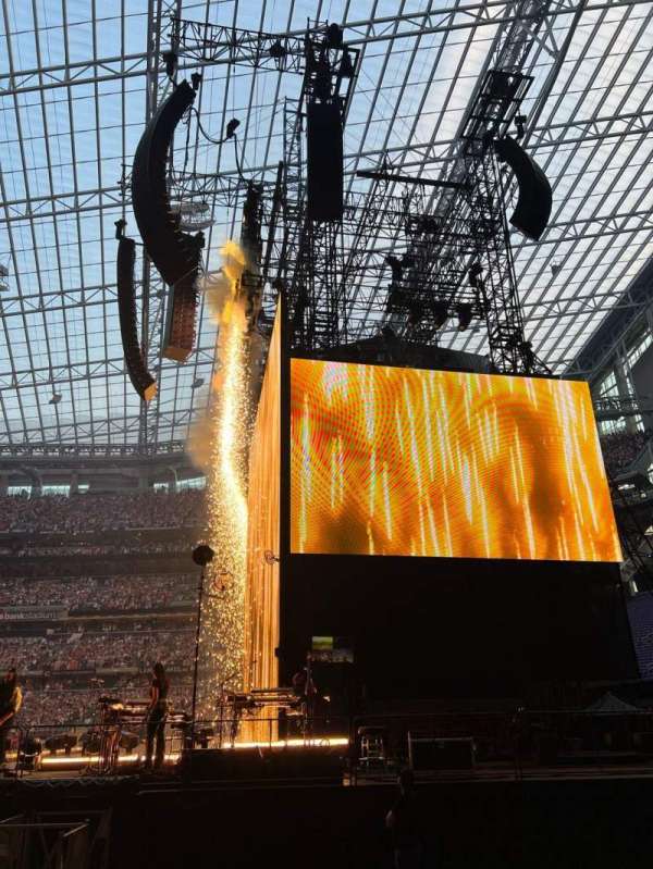 U.S. Bank Stadium, section: 105, row: 1, seat: 17