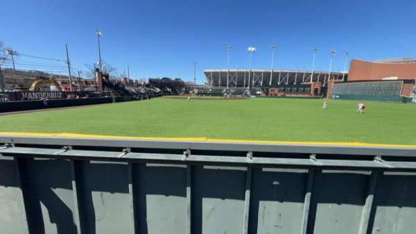 Hawkins Field, section: Q, row: 1, seat: 8