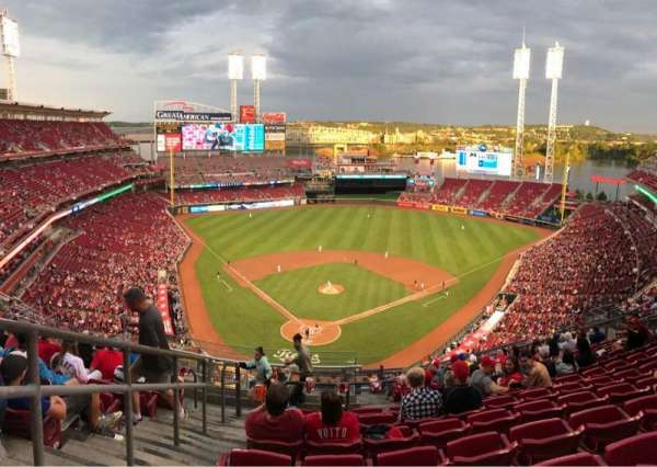Great American Ball Park, section: 525, row: L, seat: 19