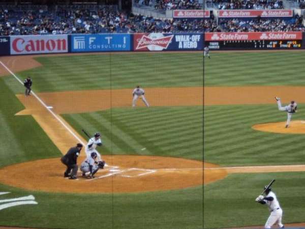 Yankee Stadium, section: 118, row: Cafe