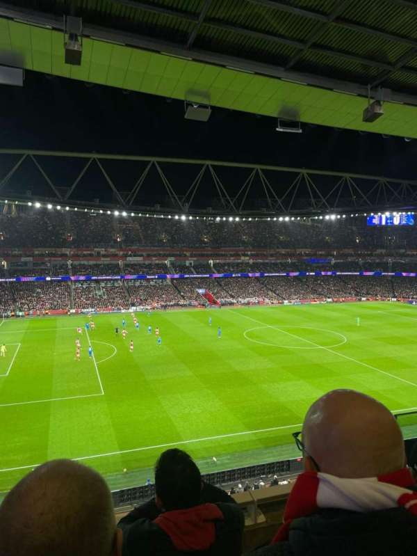 Emirates Stadium, section: 115, row: 3, seat: 683