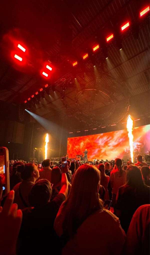 Zénith de Lille, section: P2, row: H, seat: 31