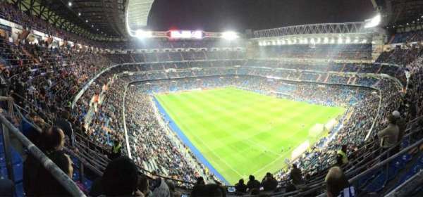 Santiago Bernabéu Stadium, section: 516, row: 8, seat: 21