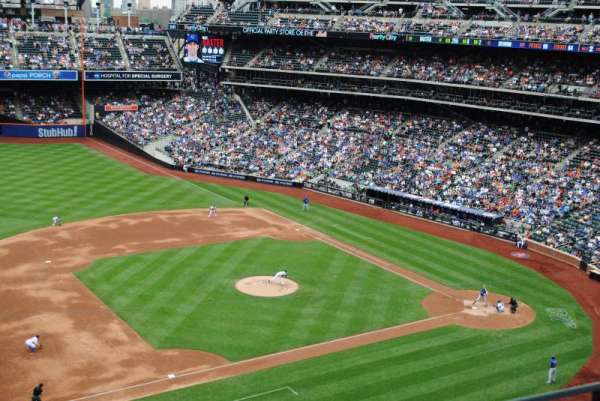 Citi Field, section: 423, row: 2, seat: 15