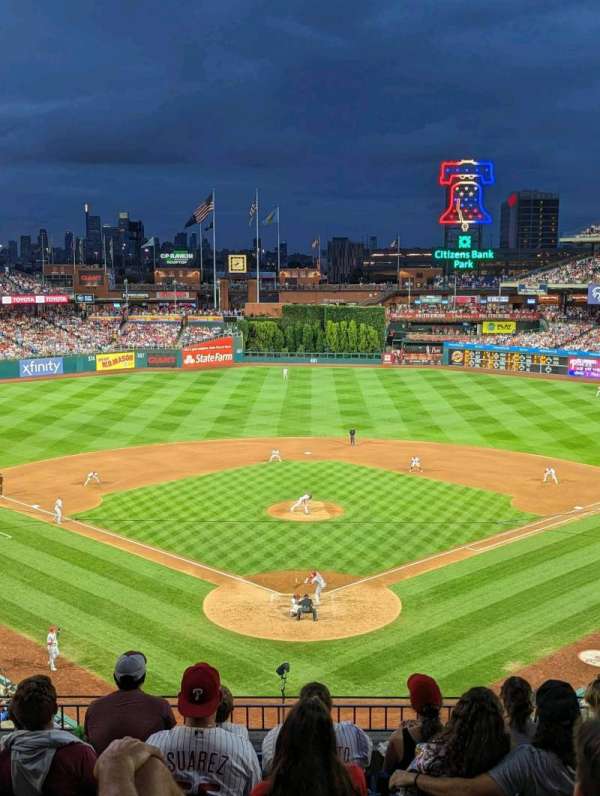 Citizens Bank Park, section: 222, row: 7, seat: 9