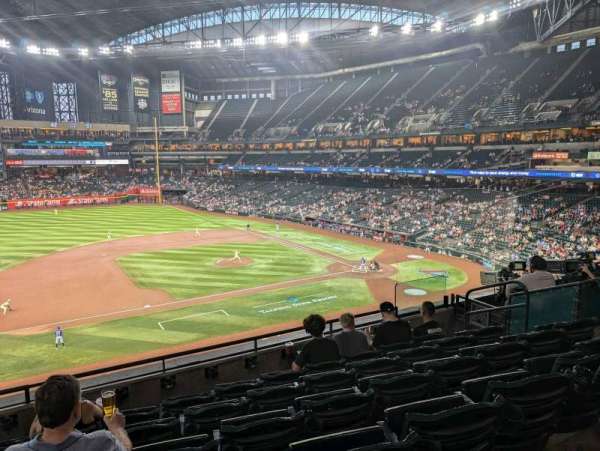 Chase Field, section: 213, row: 6, seat: 9