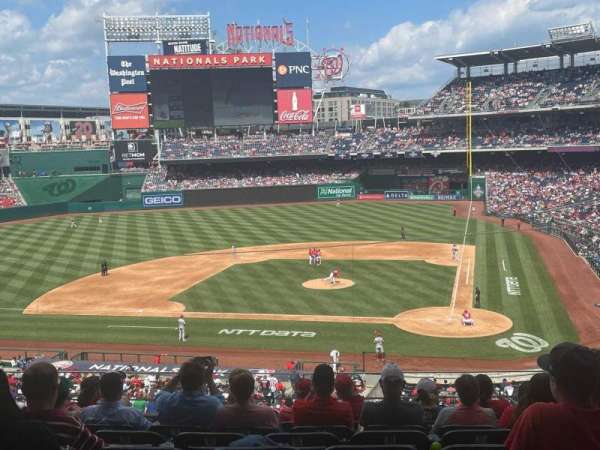 Nationals Park, section: 210, row: H, seat: 9