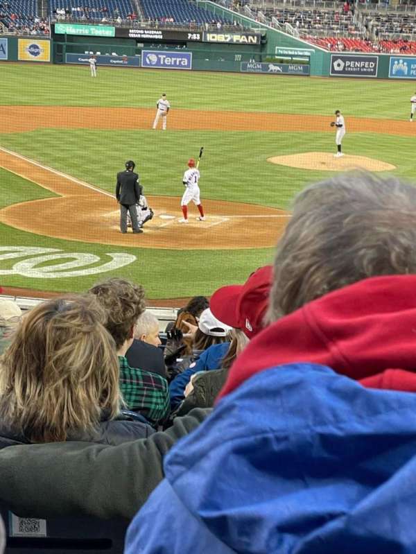 Nationals Park, section: 124, row: H, seat: 9