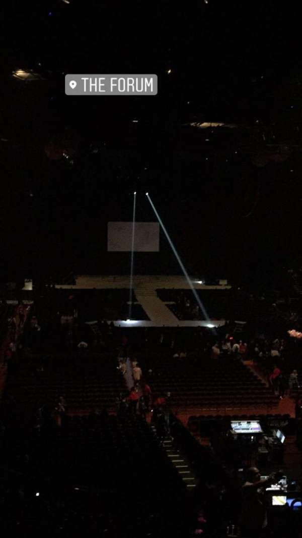 Kia Forum, section: 235, row: 6, seat: 8