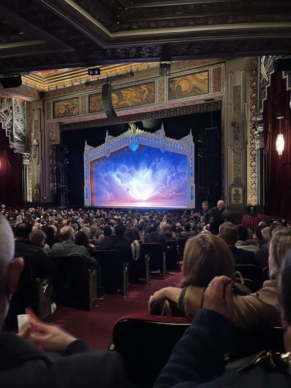 Hollywood Pantages Theatre, section: Orchestra R, row: QQ, seat: 4