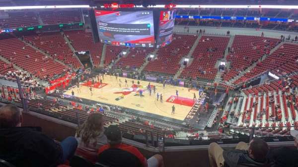 KFC Yum! Center, section: 306, row: D, seat: 5