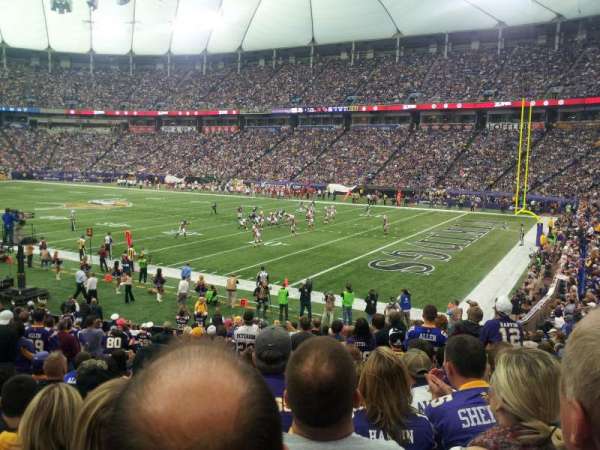 Mall Of America Field, section: 104, row: 18, seat: 14