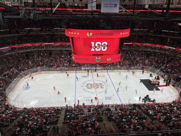 United Center, section: Banner Seats, row: 1, seat: 22