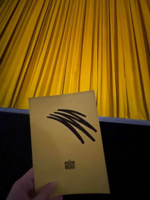 Fortune Theatre, section: Stalls, row: AA, seat: 7
