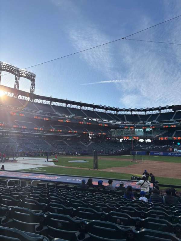 Citi Field, section: 112, row: 12, seat: 18