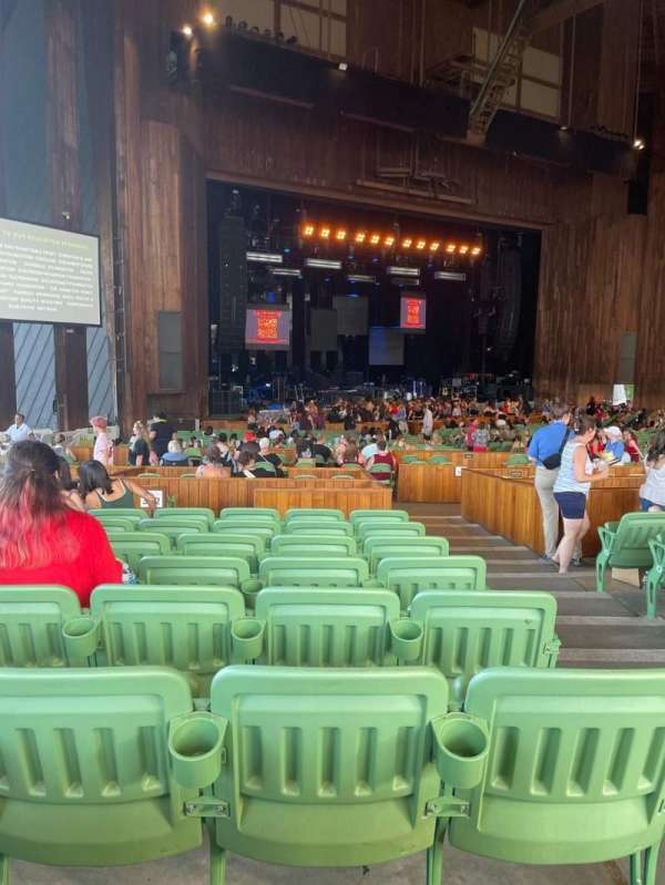 TD Pavilion at the Mann, section: MAIN 100, row: HH, seat: 115