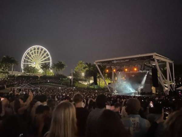 FPL Solar Amphitheater at Bayfront Park, section: lawn