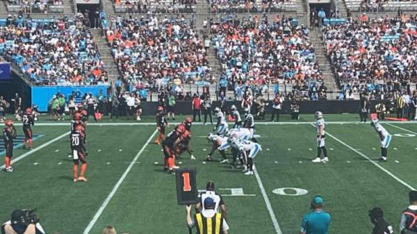 Bank of America Stadium, section: 135, row: 7, seat: 4