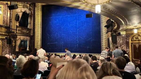Theatre Royal Haymarket, section: Stalls, row: R, seat: 1