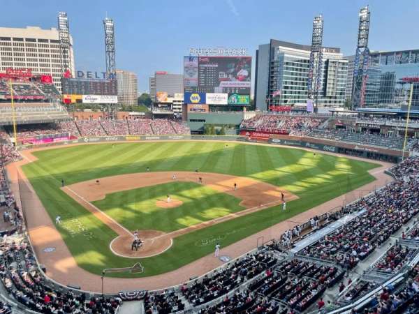 Truist Park, section: 325, row: 1, seat: 6