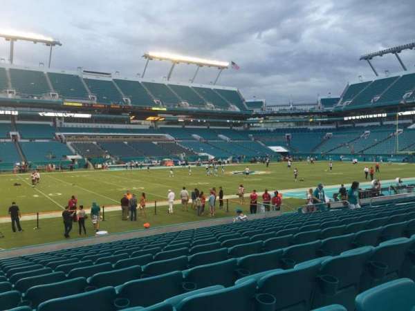 Hard Rock Stadium, section: 121, row: 14, seat: 24
