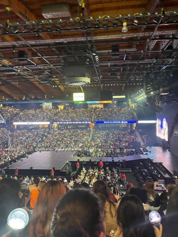 Allstate Arena, section: 210, row: G, seat: 20