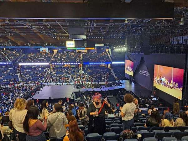 Allstate Arena, section: 211