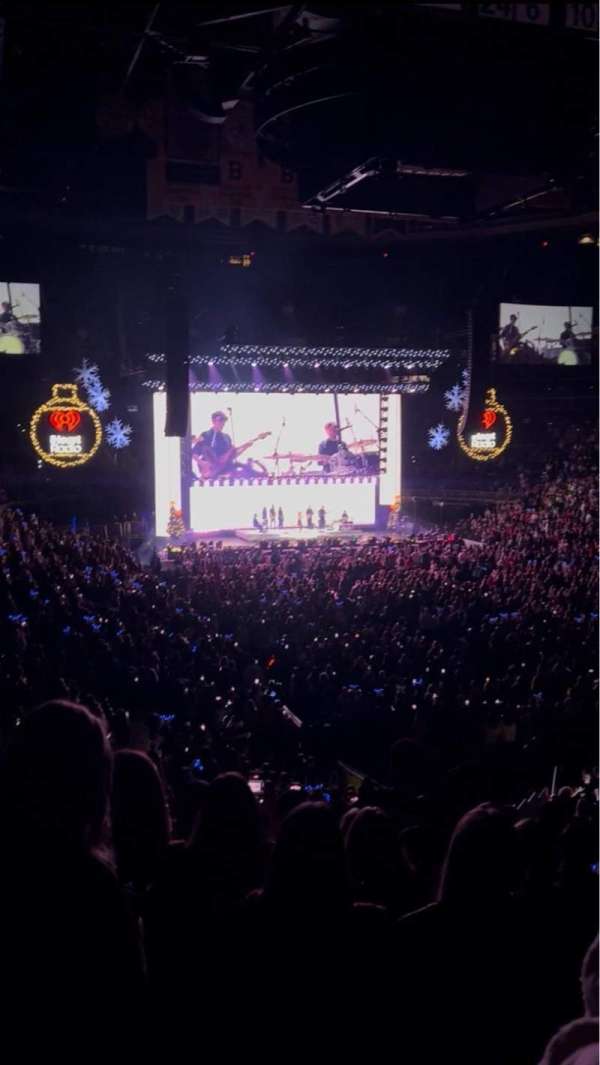 TD Garden, section: 8, row: 25, seat: 7-8