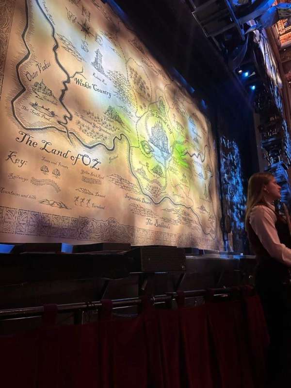 Hollywood Pantages Theatre, section: Orchestra L, row: A, seat: 304