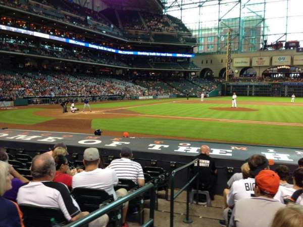 Daikin Park, section: 125, row: 12, seat: 1