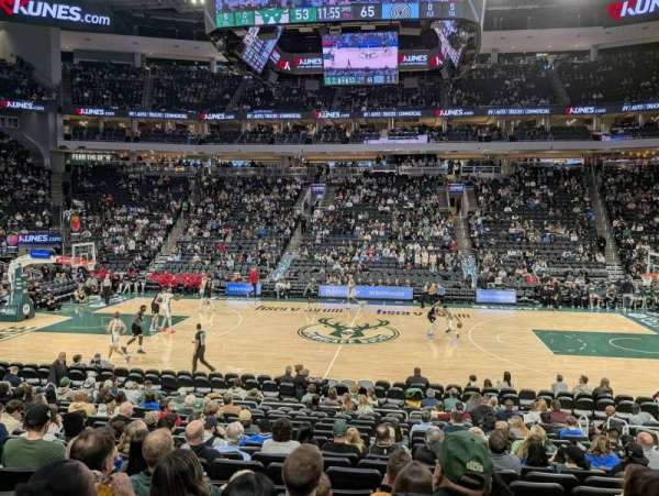 Fiserv Forum, section: 106, row: 14, seat: 16