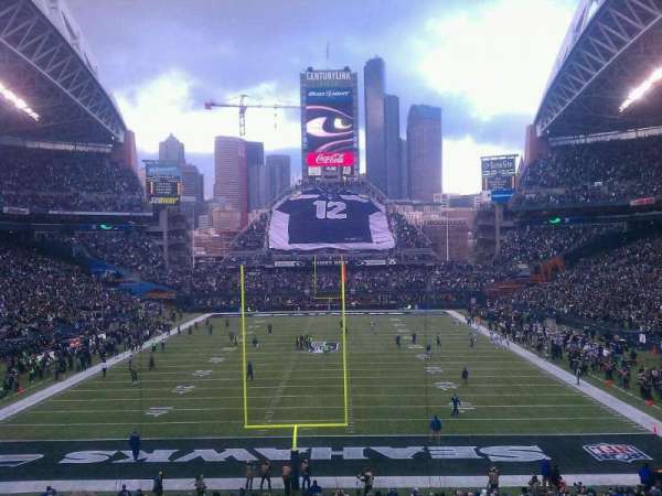 Lumen Field, section: 122, row: kk, seat: 6