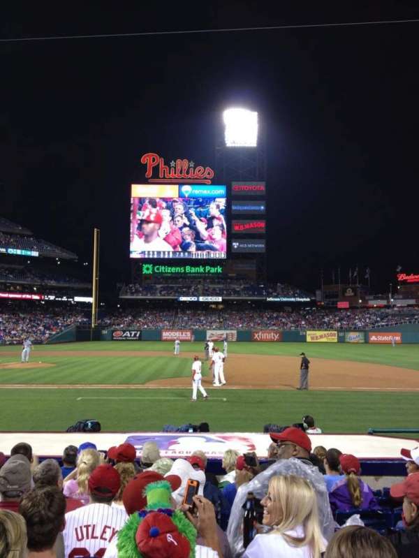 Citizens Bank Park, section: 116, row: 9, seat: 8